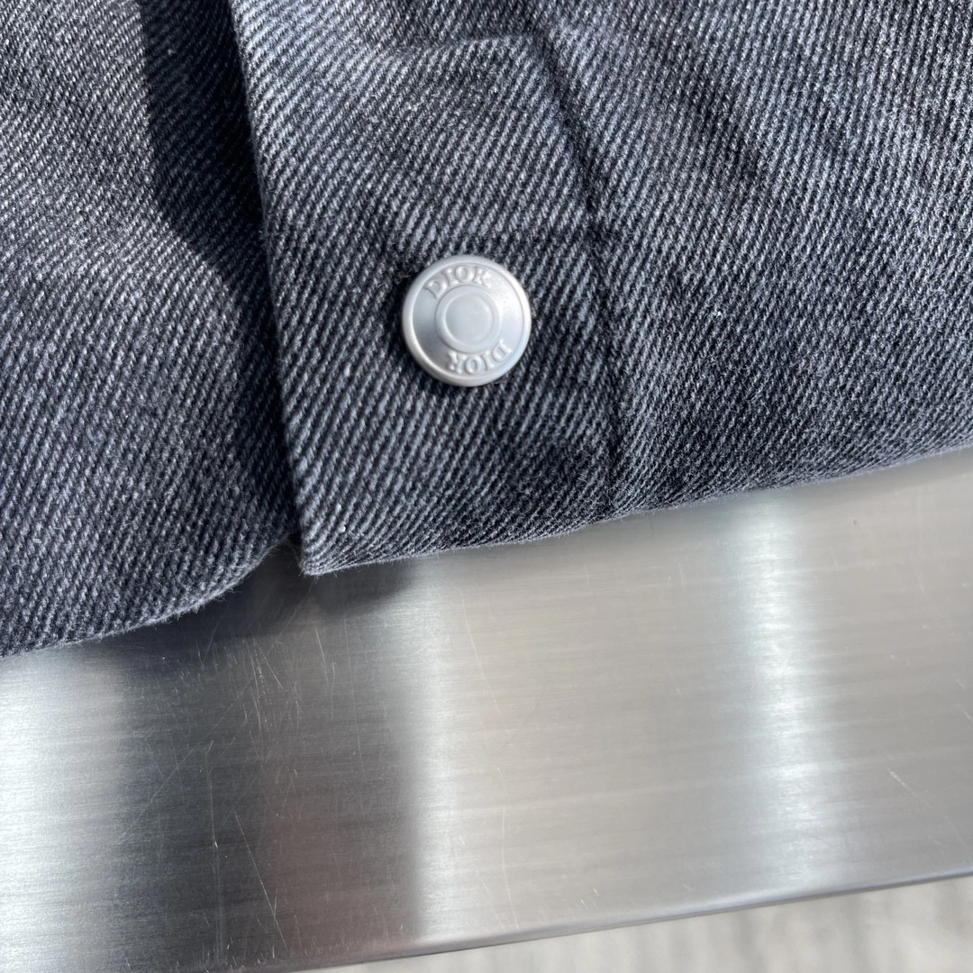 &wg.luxury--4ior suit item:E-F443C1139